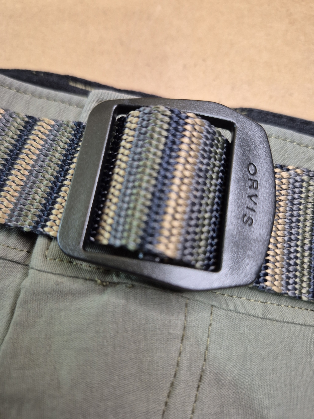 Orvis Men's Cargo Shorts in Light Olive with Striped Webbing Belt 3355/379 - Picture 6 of 10